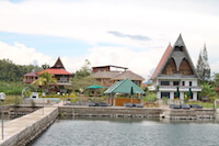 Toba Village Inn